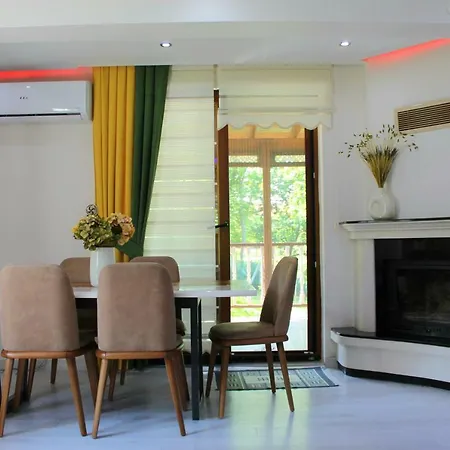 Diamond Garden House
